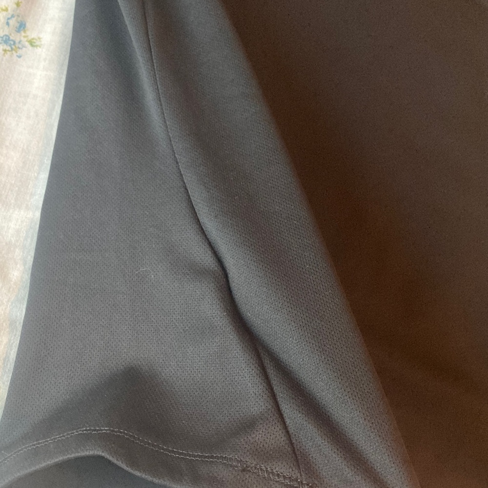 Adidas Tee - Picture 13 of 13